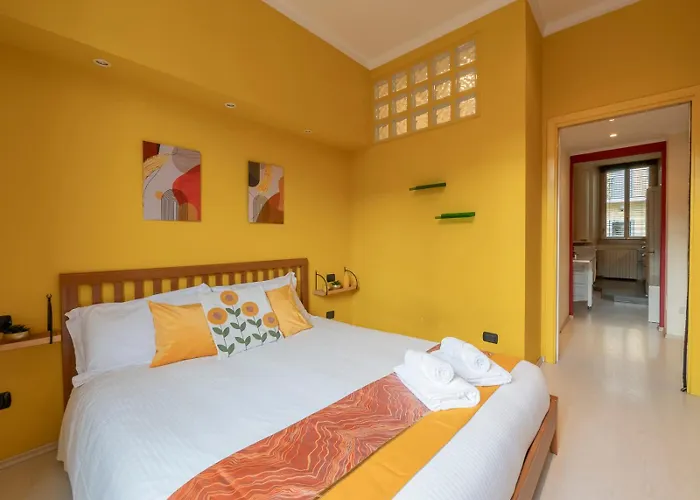 Xenia Apartments - Colorful Apartment In Fiera Area