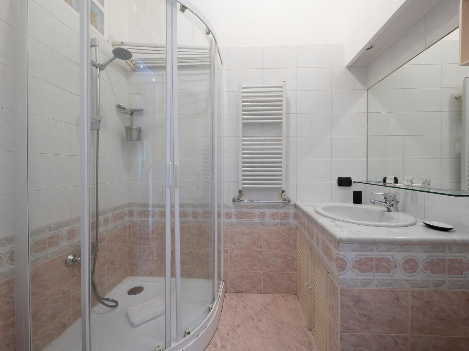 Appartement Xenia - Colorful In Fiera Area