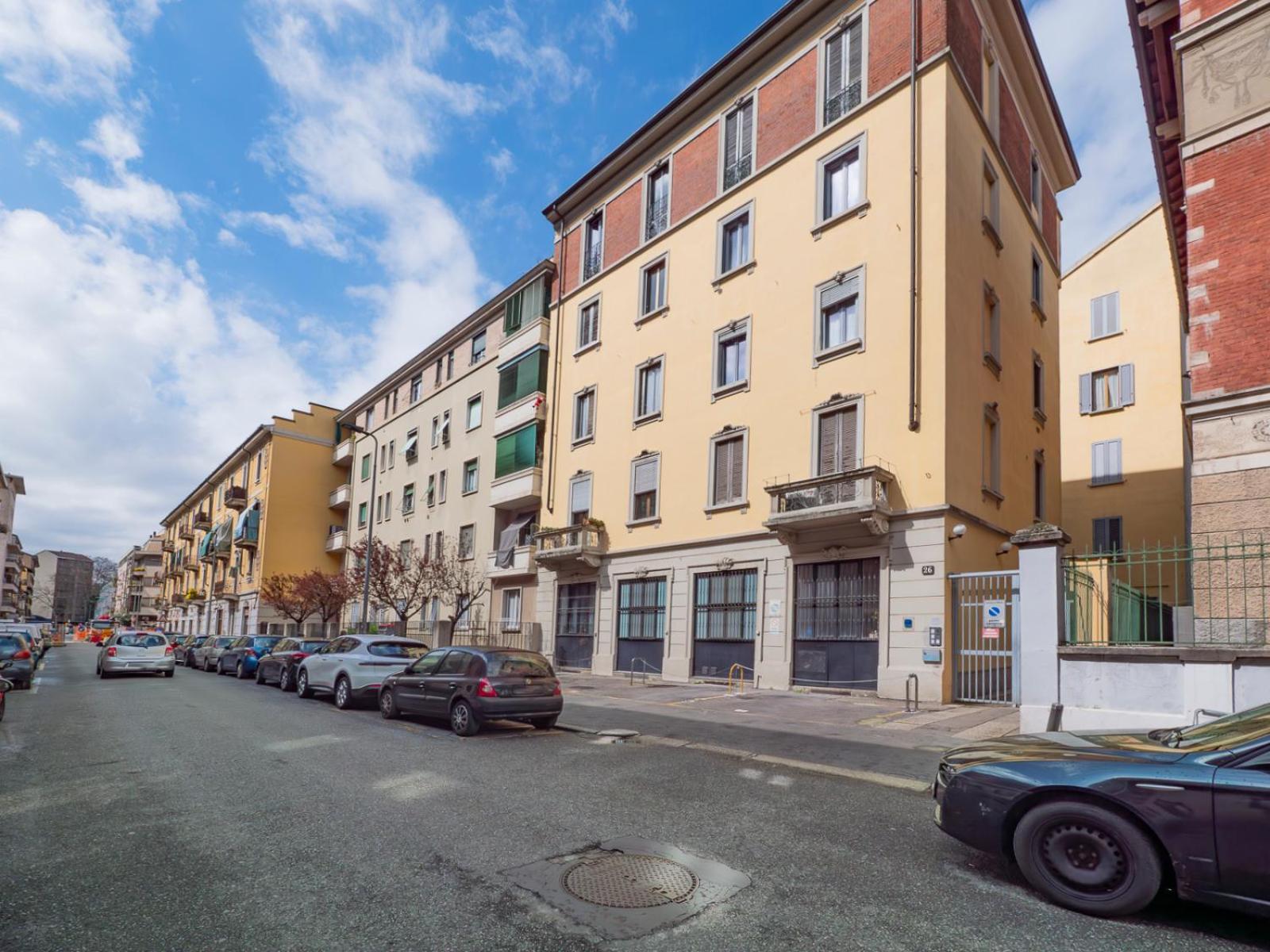 Xenia - Colorful In Fiera Area Milan